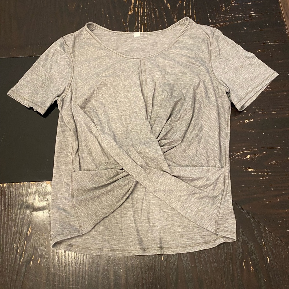 Lulu lemon cropped twist front top, size 6